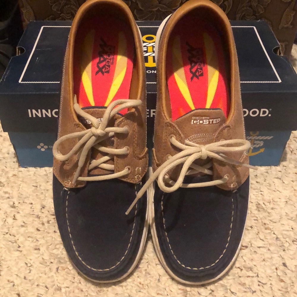 Sketchers Goga Max Loafer